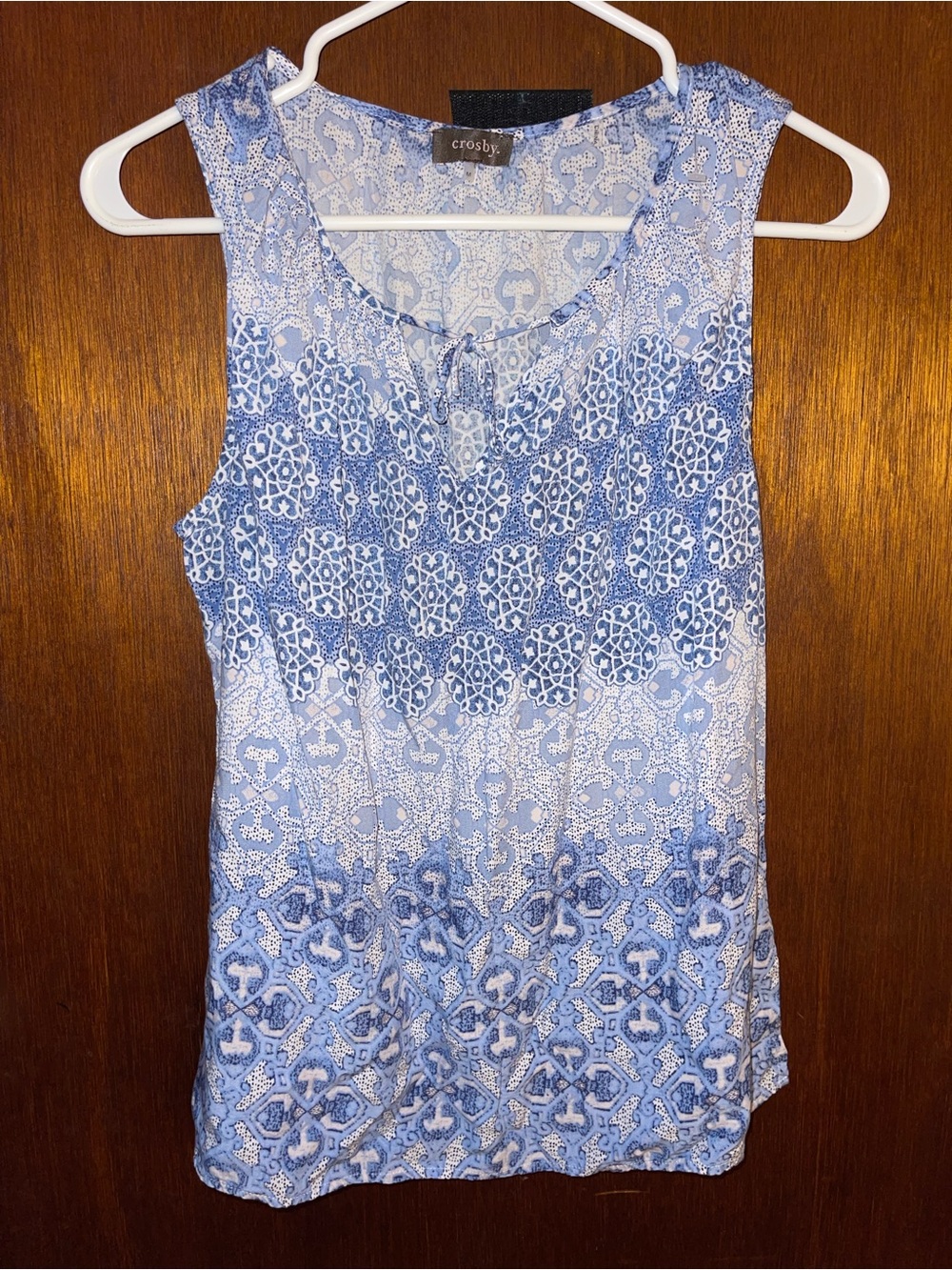 crosby. Blue and White Printed Sleeveless Camisole
